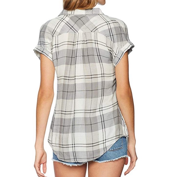 SILVER JEANS CO Shiloh Rolled Up Plaid Shirt - Picture 2 of 3